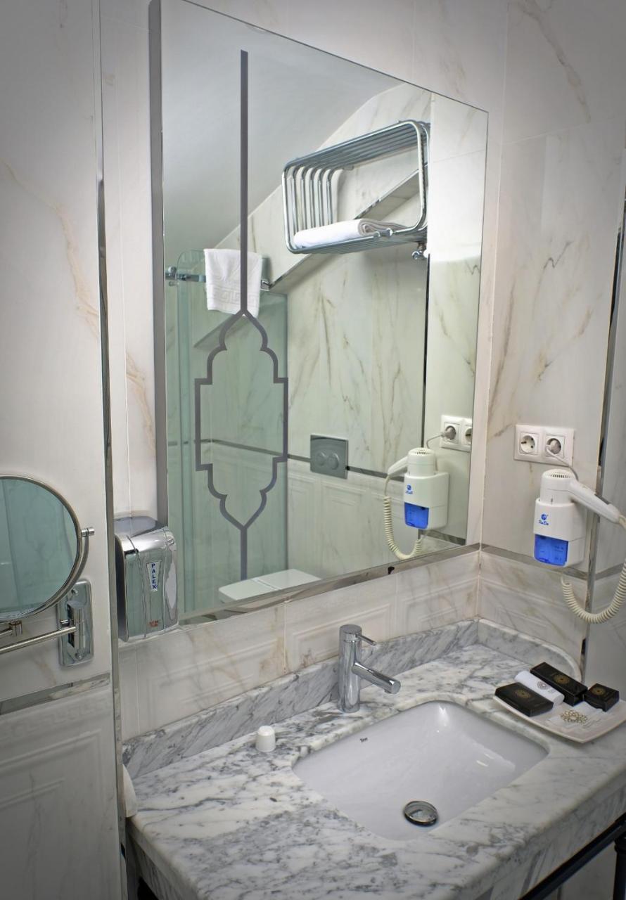 Kralice Hotel イスタンブール エクステリア 写真